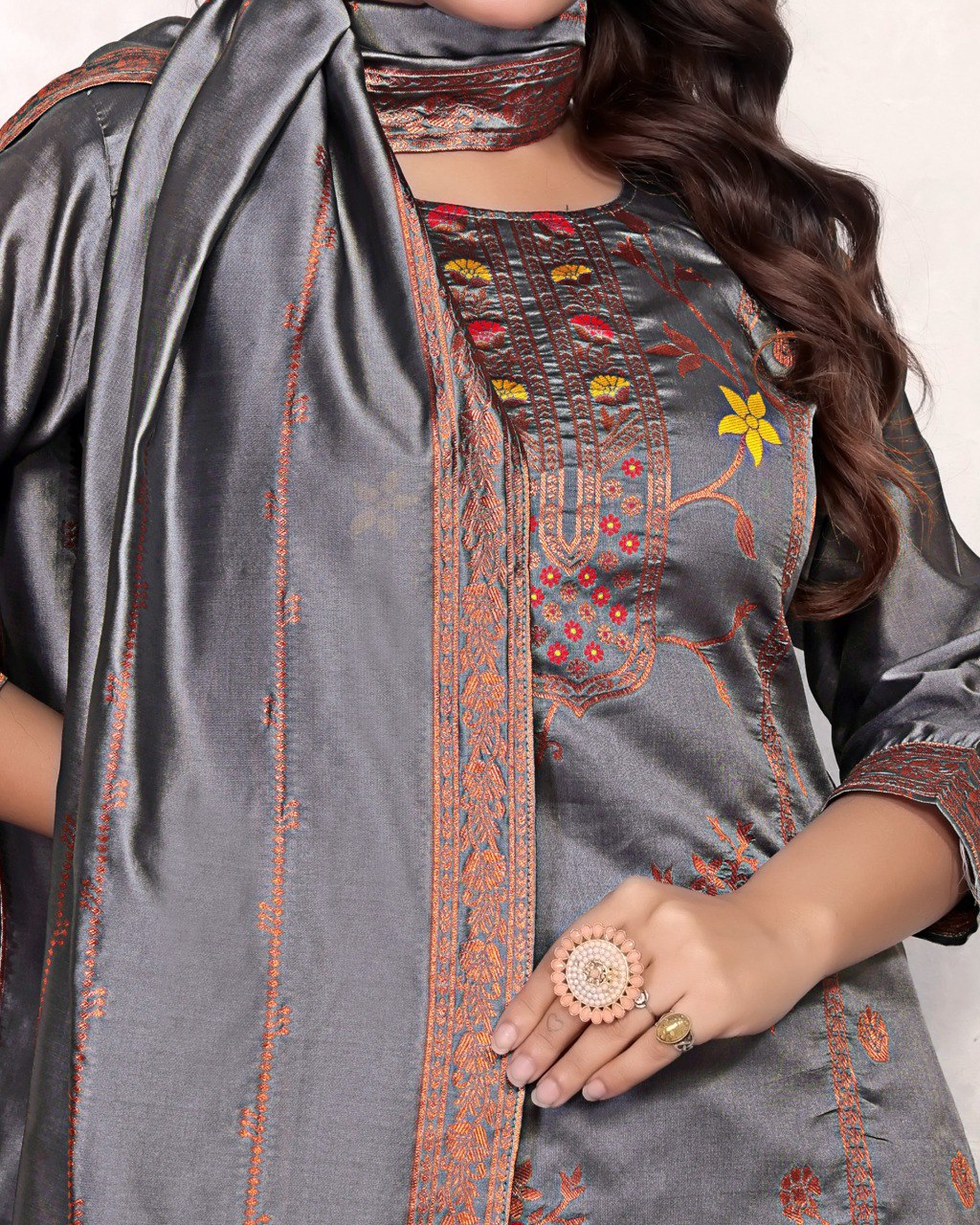 Introducing New Kurti Dupatta & Bottom Set πβ¨